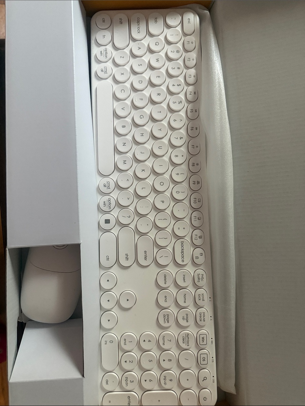 Multi-Connect Keyboard & Mouse Set - Picture 4 of 7